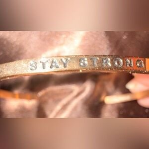 Bronze  'Stay Strong' Bracelet MANTRABAND